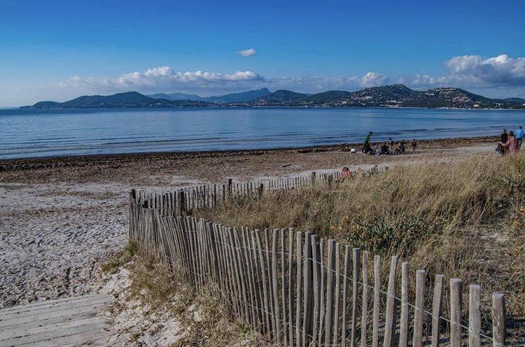 La Badine 5P Plage Piscine Clim Jacuzzi Parc Luxuriant Hyères Kültér fotó